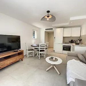  Appartement Superbe Au Cœur Du Cap D'antibes